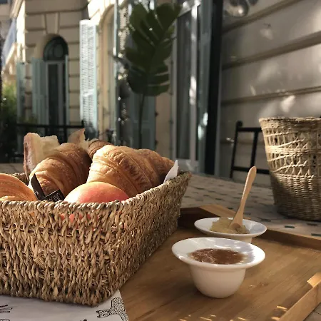 Alojamento de Acomodação e Pequeno-almoço D'hôtes Casa Musa - *